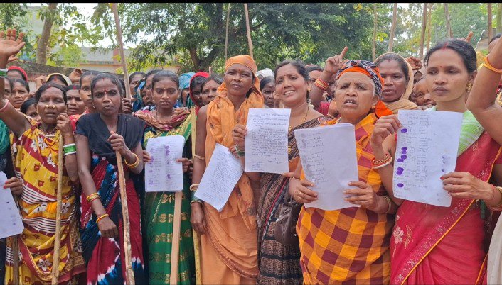 ଅବକାରୀ ଅଫିସ ଘେରିଲେ ଏସବିନୂଆଗାଁ ଗ୍ରାମବାସୀ